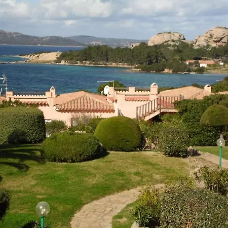 Mucchi Bianchi Apartment Arzachena